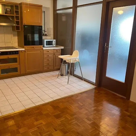 Direkt Am Mit Klima Und Neuem Badezimmer Haustiere Sind Willkommen