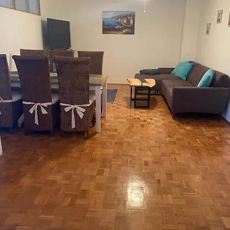 Direkt Am Mit Klima Und Neuem Badezimmer Haustiere Sind Willkommen