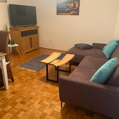 Apartment Direkt Am Mit Klima Und Neuem Badezimmer Haustiere Sind Willkommen Privlaka (Zadar)