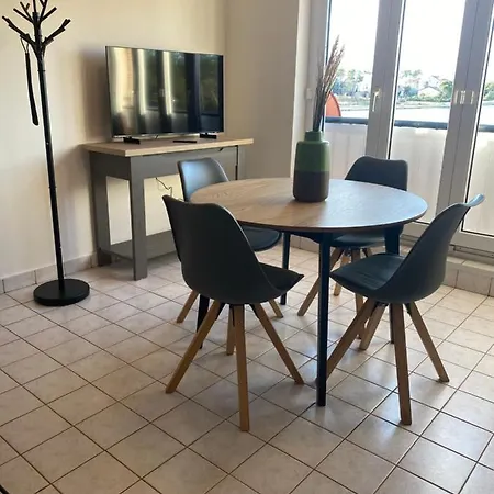 Direkt Am Mit Klima Und Neuem Badezimmer Haustiere Sind Willkommen *