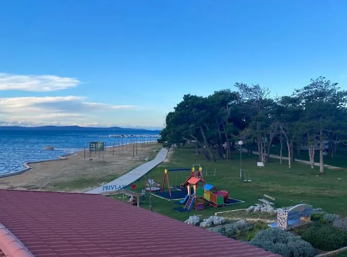 Direkt Am Mit Klima Und Neuem Badezimmer Haustiere Sind Willkommen Privlaka (Zadar)