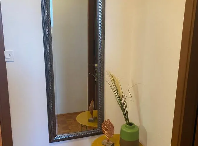 Direkt Am Mit Klima Und Neuem Badezimmer Haustiere Sind Willkommen Διαμέρισμα
