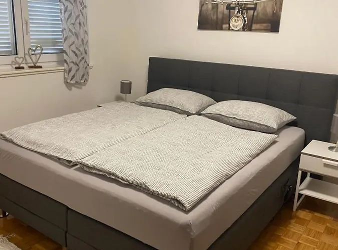 Direkt Am Mit Klima Und Neuem Badezimmer Haustiere Sind Willkommen Διαμέρισμα